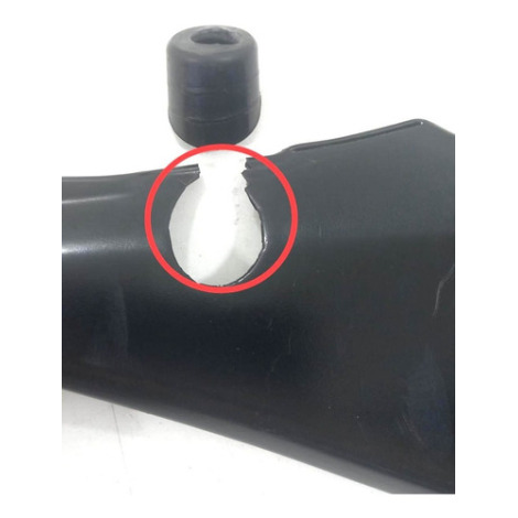 Aba Tanque Direito Suzuki Gsxr Srad 1000 2007 Origina Avaria