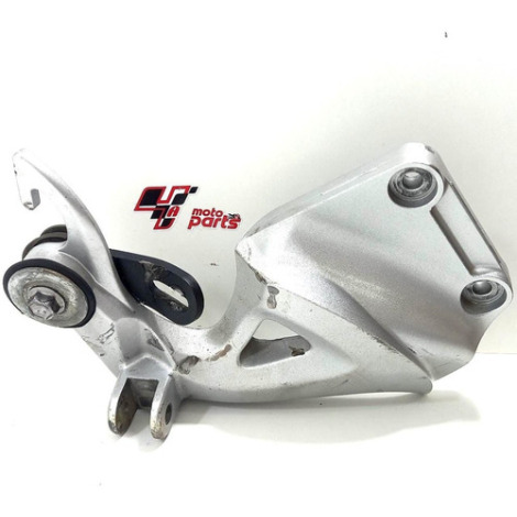 Bacalhau Traseiro Direito Gsx 1300 Hayabusa Ano 2012 Origina