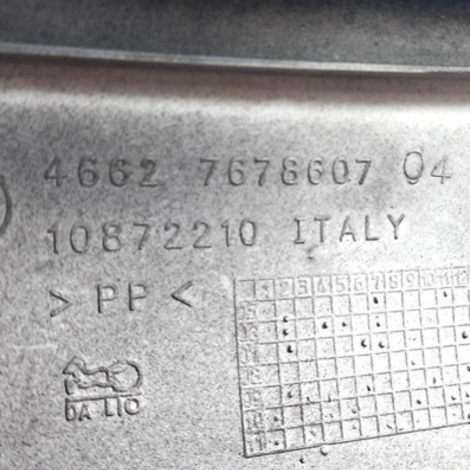 Rabeta Esquerda Marca Bmw Modelo F800 R Ano 2011 Original