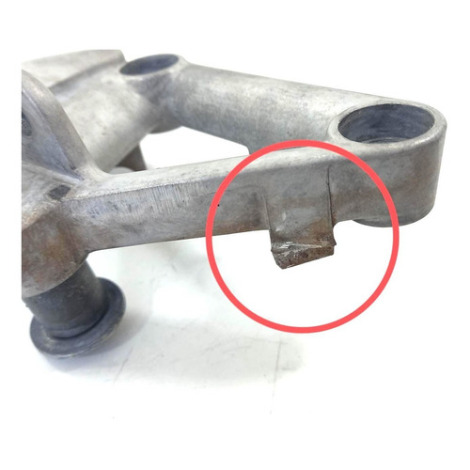 Bacalhau Dianteiro Direito Marca Honda Cbr1100 1999 Original