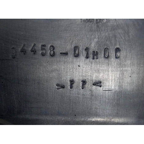 Acabamento Mesa Inferior Suzuki Gsxr Srad 750 2012 Original