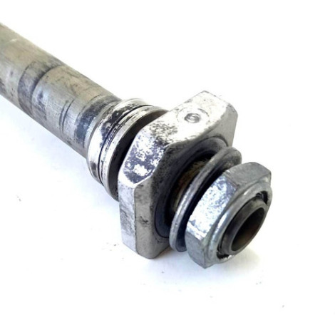 Eixo Da Roda Traseira Suzuki Gsxr Srad 750 Ano 2012 Original