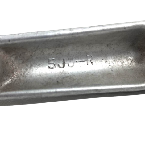 Pedaleira Dianteira Direita YAMAHA YZF R1 ANO 2004 Original