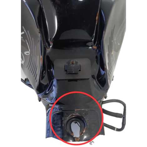 Tanque Combustível Suzuki V-strom 1000 2019 Original AVARIA