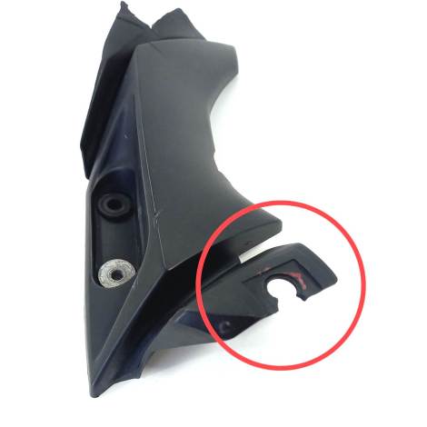 Acabamento Lado Direito Yzf R1 Ano 2005 Original Avaria     