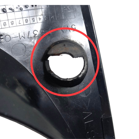 Acabamento Painel Direito Yzf R1 Ano 2005 Original AVARIA