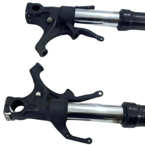 Par Bengalas Marca Yamaha YZF R1 Ano 2005 Original AVARIA