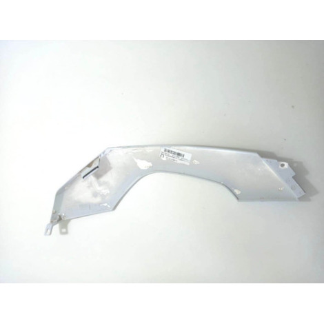 Carenagem Rabeta Lado Esquerdo Bmw F800 2015 Pequena Avaria