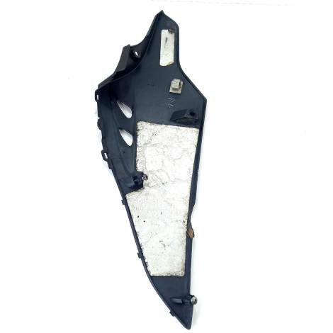 Spoiler Inferior Direito Suzuki Srad 1000 Ano 2012 AVARIA