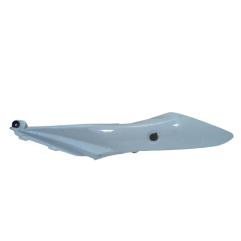 Carenagem Rabeta Esquerda Suzuki Srad 1000 Ano 2012 AVARIA