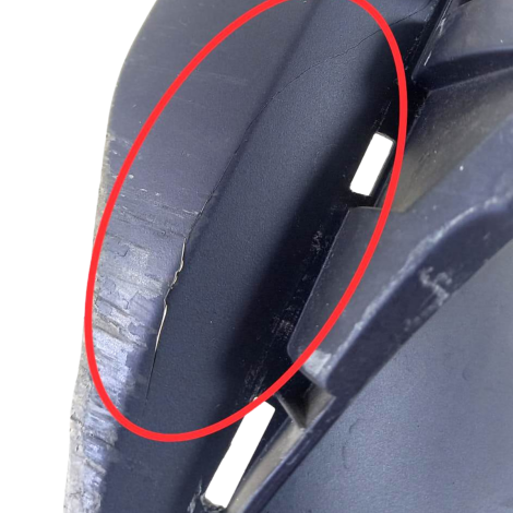 Carenagem Lateral Dta Superior Suzuki Srad 1000 2012 AVARIA