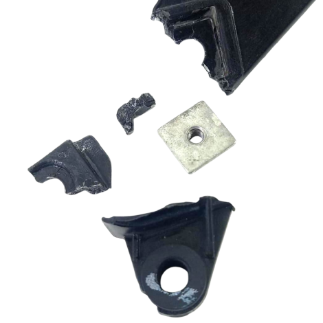Suporte Tanque Suzuki Srad 1000 Ano 2012 Original AVARIA