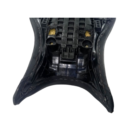 Banco Marca Honda Modelo CB 650F Ano 2015 AVARIA