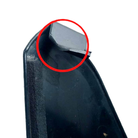 Aba Direita Tanque Suzuki Srad 750 Ano 2006 Original AVARIA