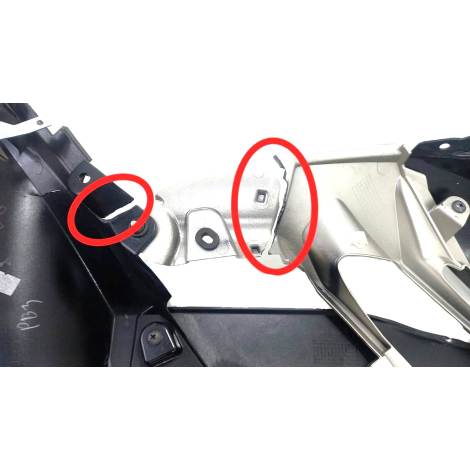 Carenagem Lateral Esq Kawasaki Ninja 400 Ano 2020 AVARIA 012