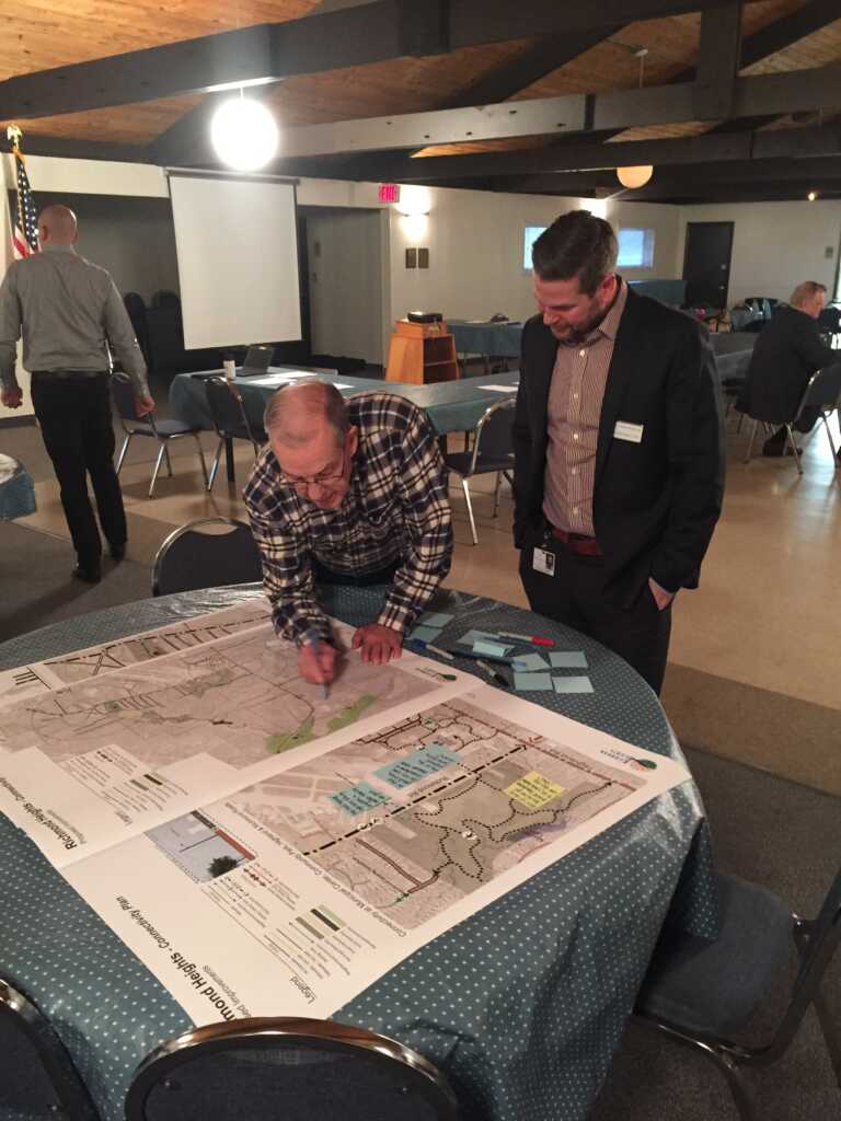 photo of public meeting participants