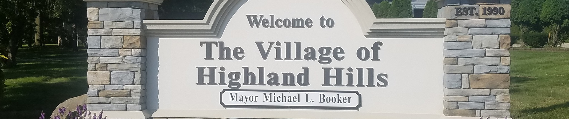 Highland Hills welcome sign
