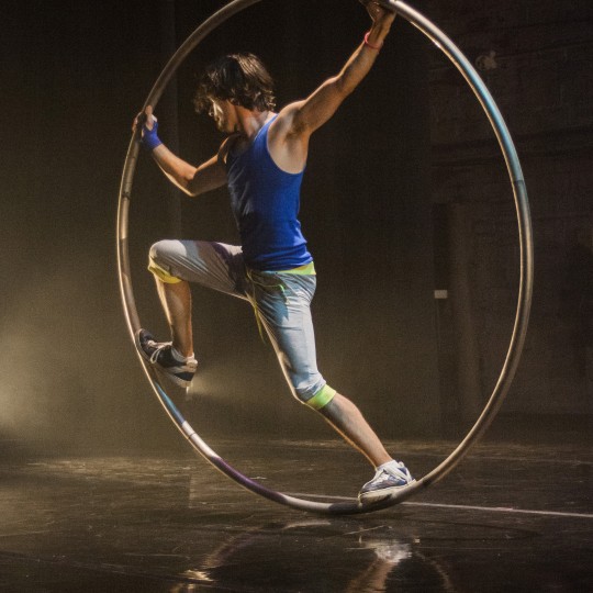 Performance-Aron Long2