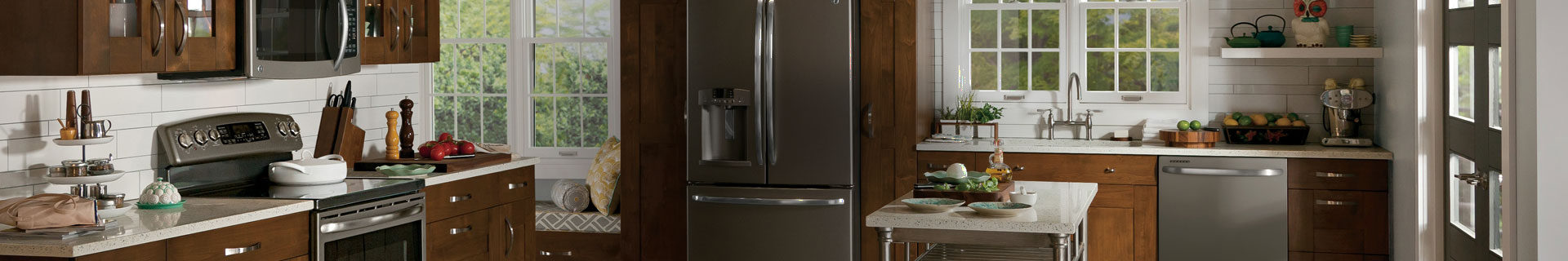 Lorain-Furniture_Home_Feature-Image2