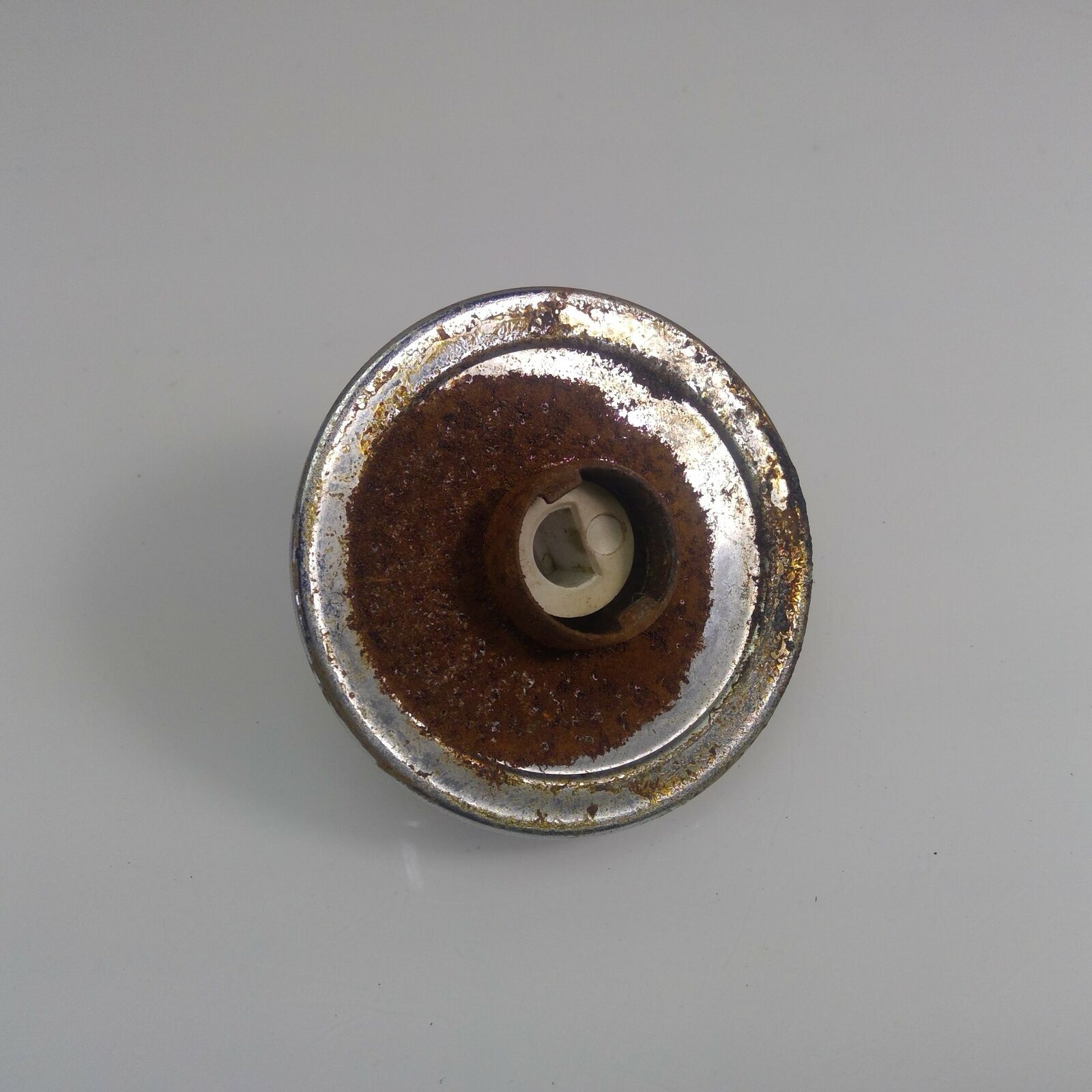 Vintage Universal WASTE KING Stove Range Front Right Burner Knob 252110 F 4085 2