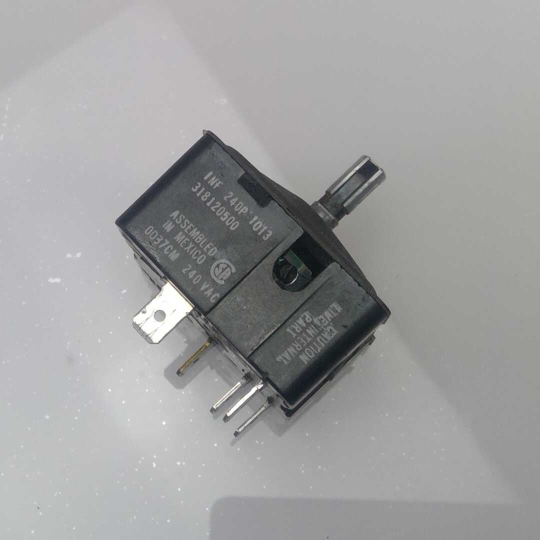 FRIGIDAIRE Electric Stove Range Burner Switch 318120500 AP2128630