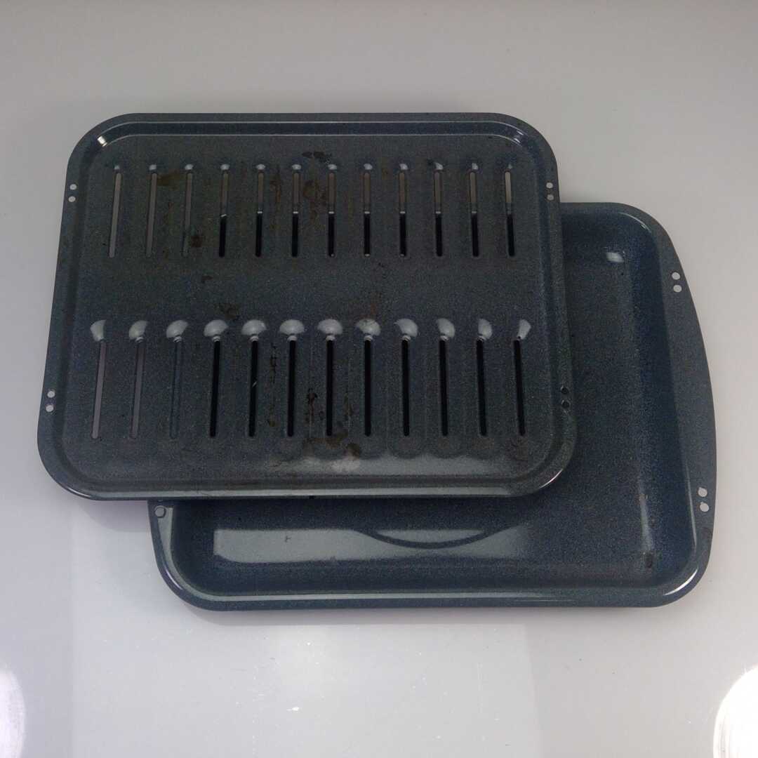 WHIRLPOOL Gas Range BROILER PAN WP3196076 WP3195996 Lorain Furniture