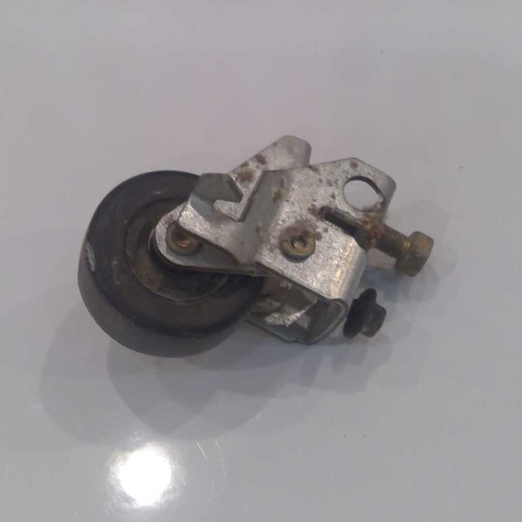 WHIRLPOOL Refrigerator ROLLER WHEEL (Front) 4386774 AP3107912 PS370711