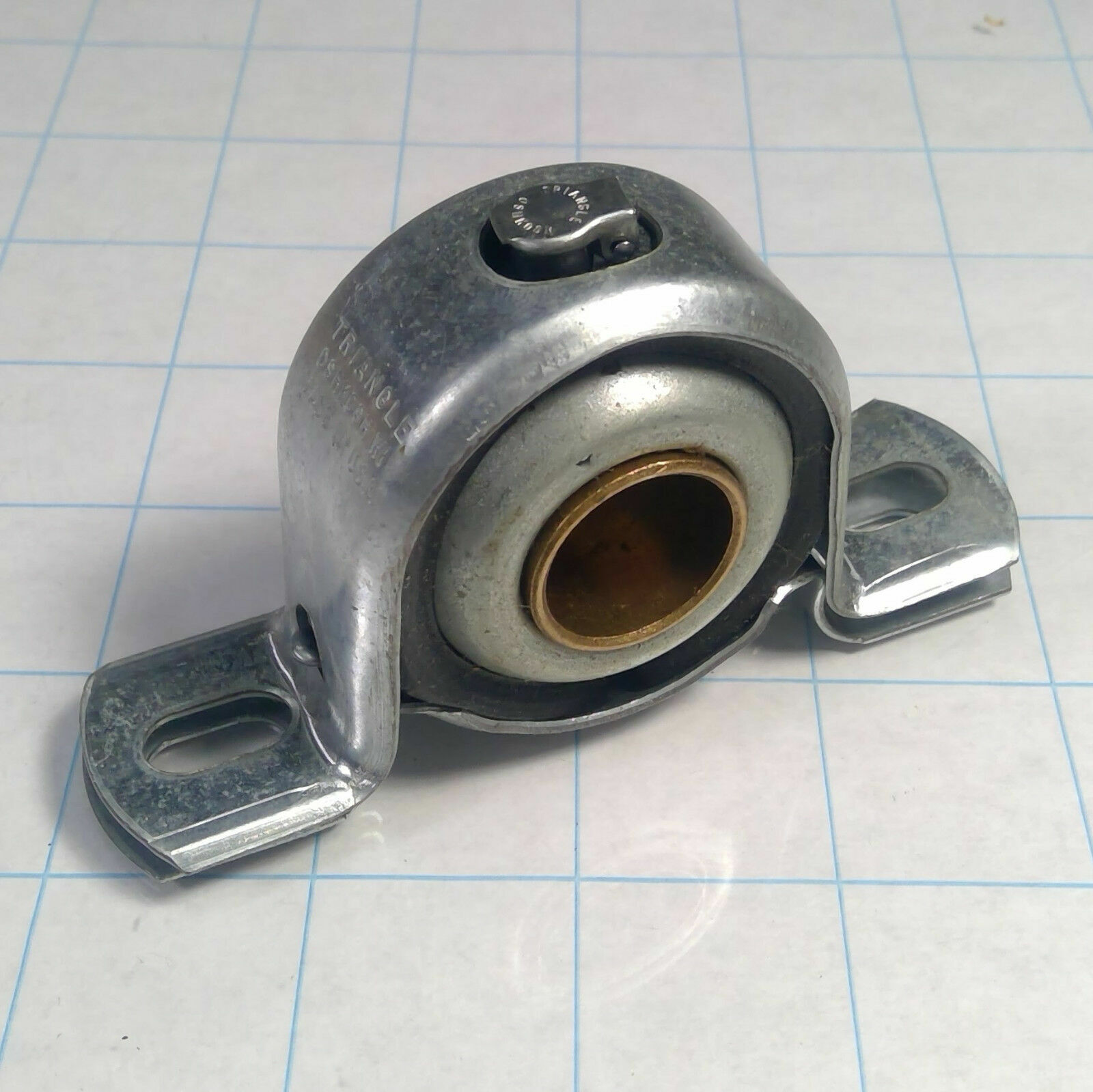 NEW Vintage TRIANGLE OSKOSH Motor Shaft Roller DRYER Drum Sleeve Bearing 1:2 ID 3