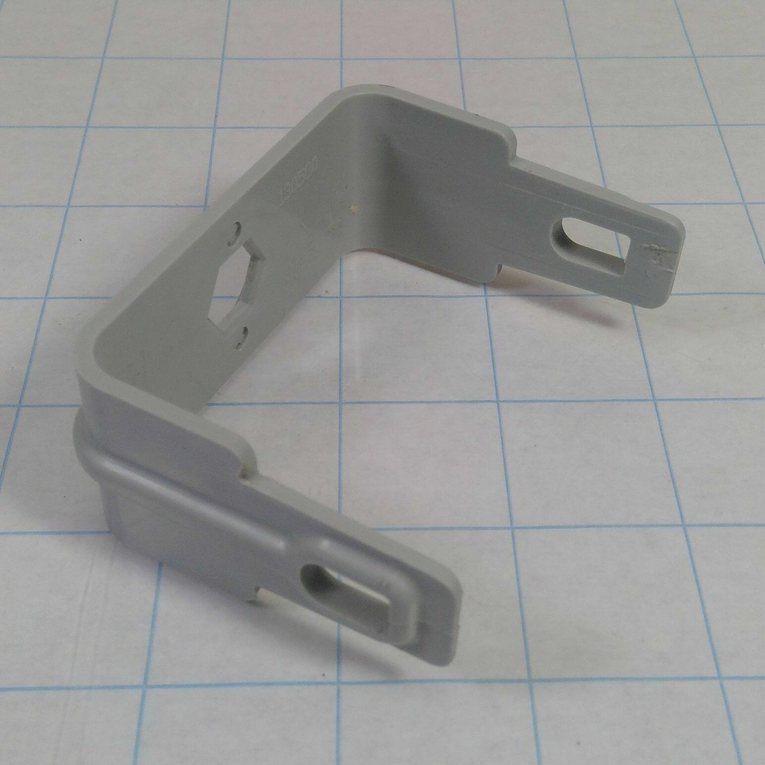 MAYTAG Refrigerator EVAPORATOR FAN CLIP WP67005633 4435611 AP6010452 PS11743631