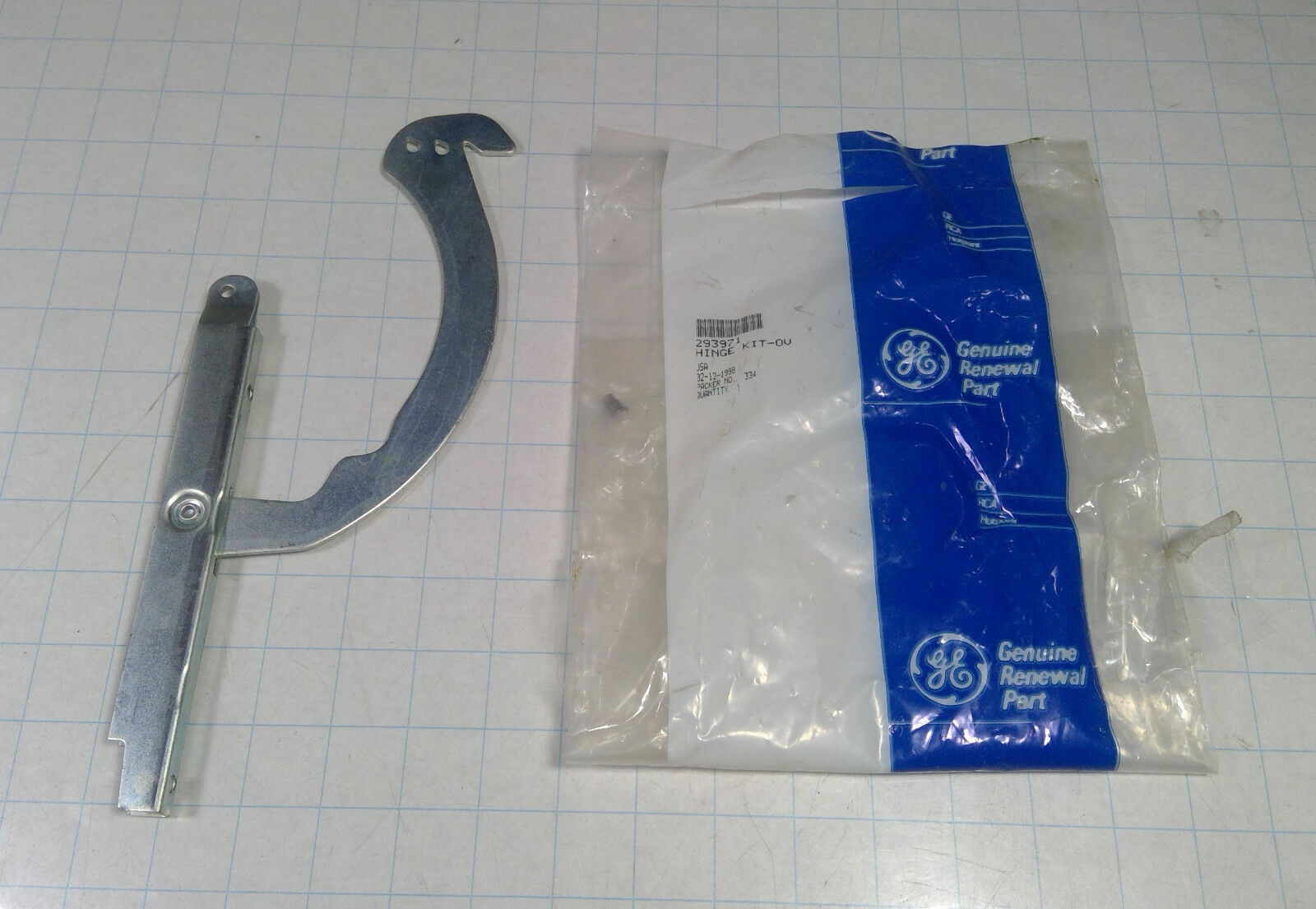 NEW Vintage KENMORE General Electric OVEN DOOR HINGE 293971 AP3415607 PS211040