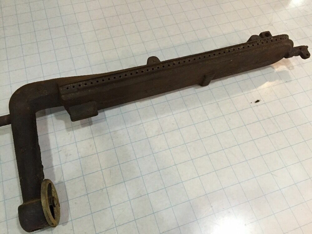 Antique Vintage MAGIC CHEF Gas Stove Model # 19-L N Oven Broiler Burner Manifold