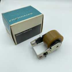 New VTG Frigidaire WESTINGHOUSE Laundry Center ROLLER 1134066 5303281298