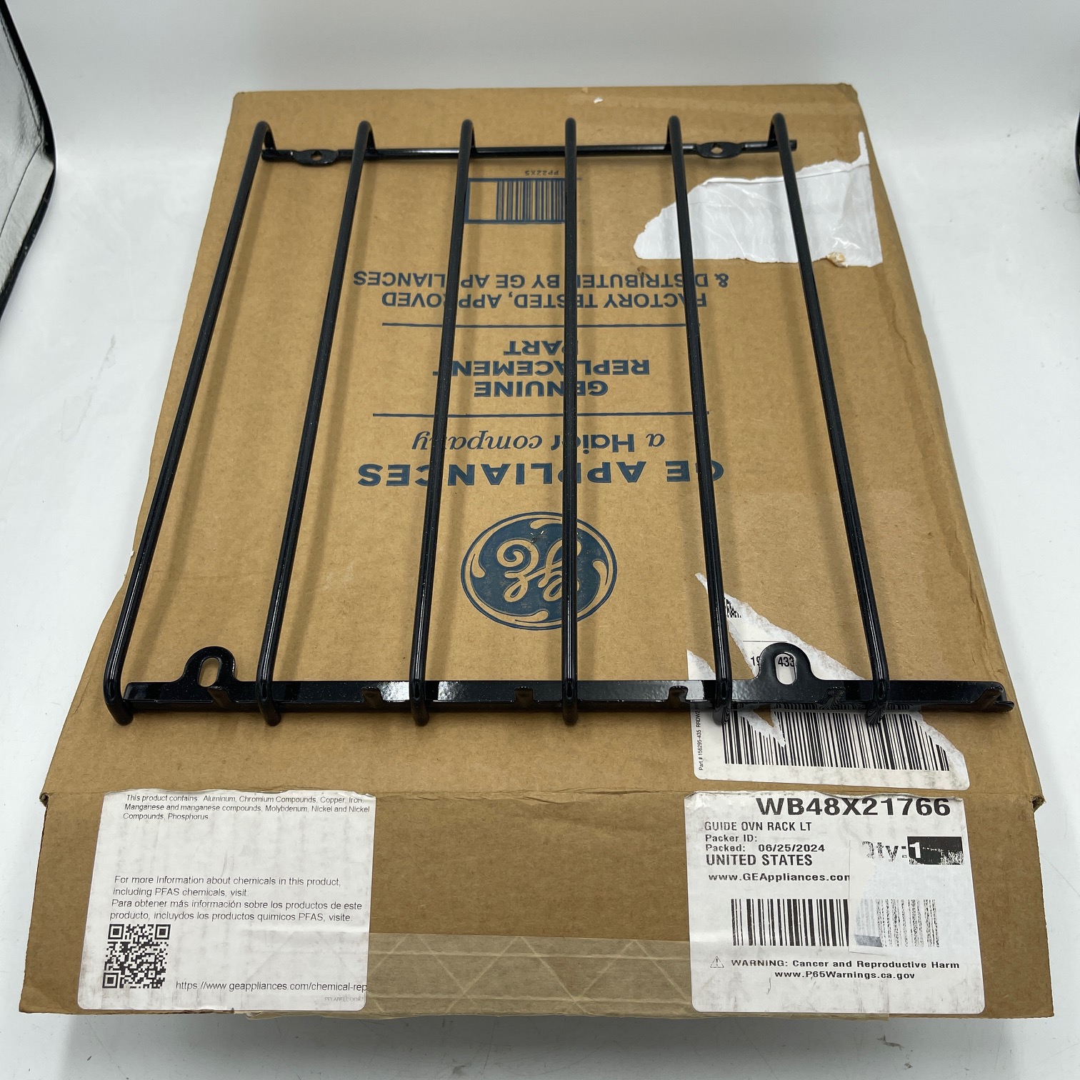New Genuine GE Oven Rack Guide LEFT WB48X21766 WB48T10107 AP5958525