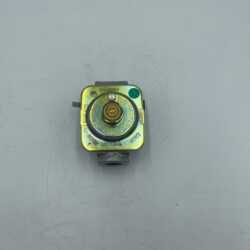 NOS Harper-Wyman 1/2"x 1/2" Gas Range Pressure Regulator 4680G0005