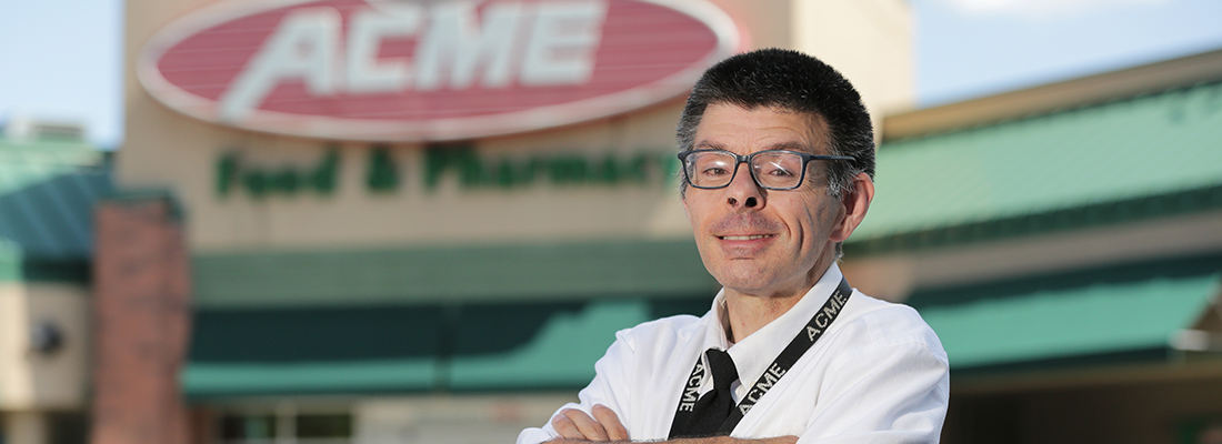 Scott Fox working at Acme.