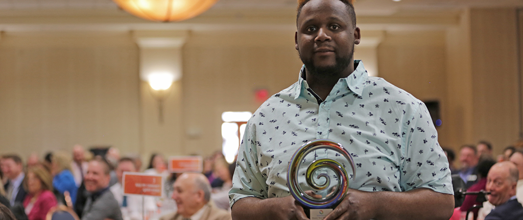 Shaq _Carlene Weaver award