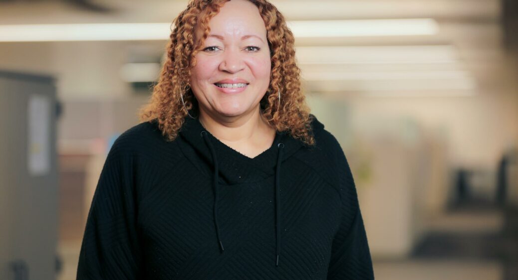 Shellie Landry (independent DSP).