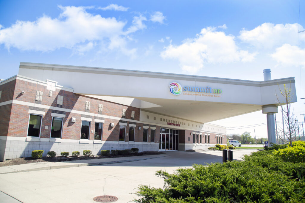 Photo of the front entrance to Barberton Center, which will be sold to the City of Barberton.