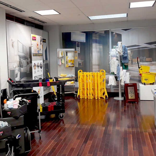 Rubbermaid Commercial - American Hotel Company - Showroom