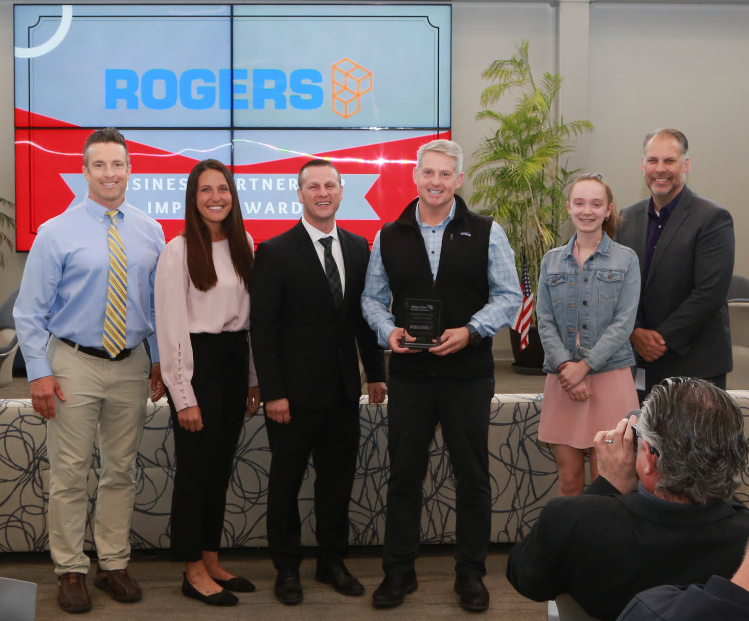 Rogers receives business impact award from Mentor Pubic Schools