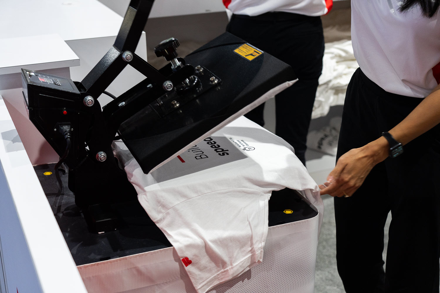 Custom trade show screen-printing station