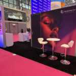Custom trade show booth design for Susonity