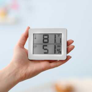 electronic thermometer and hygrometer combo