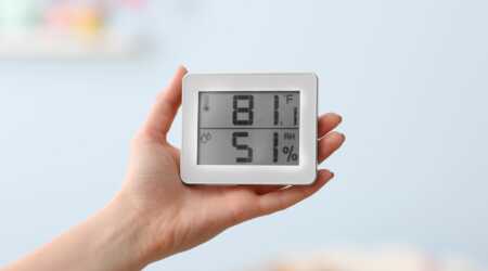 electronic thermometer and hygrometer combo