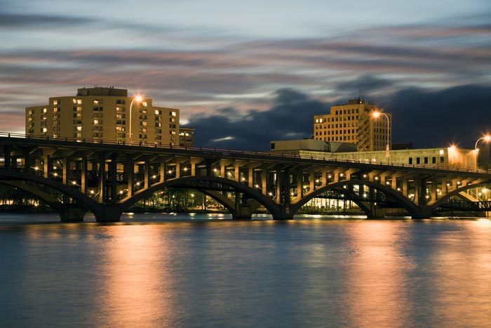 Rockford, IL | in 2002 there was a difference of 96°F within the same month