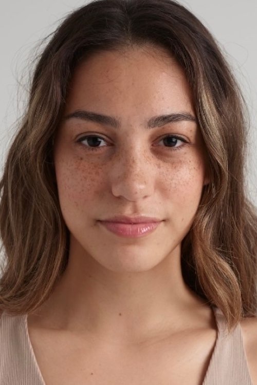 Models with medium skin tones