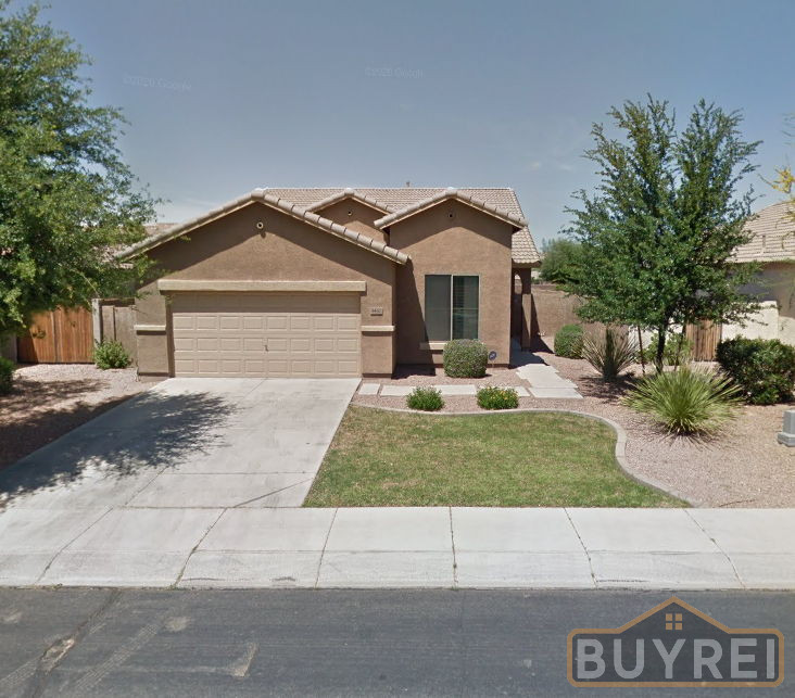 Gilbert 3/2 for under 415k!!! Movein Ready with an Easy Rehab