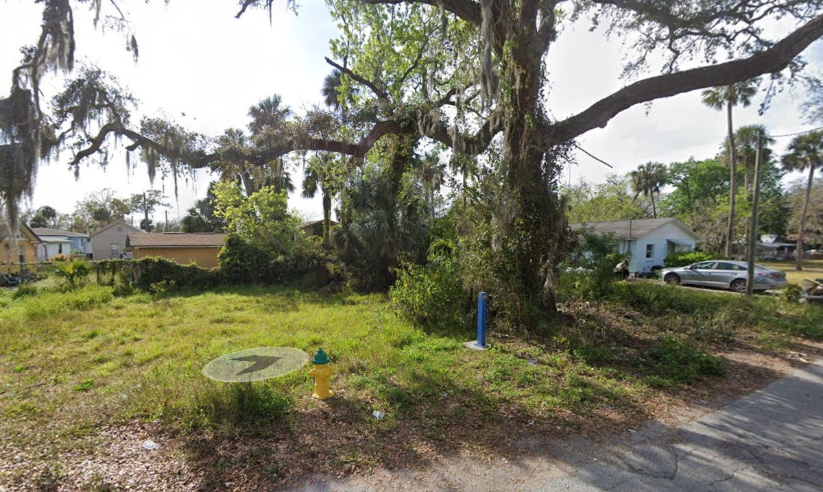 This Daytona Beach lot isn't just an opportunity; it's a financial launchpad that's already taking off!