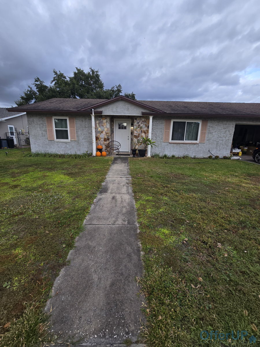 SFH in Orlando, starts at 325k