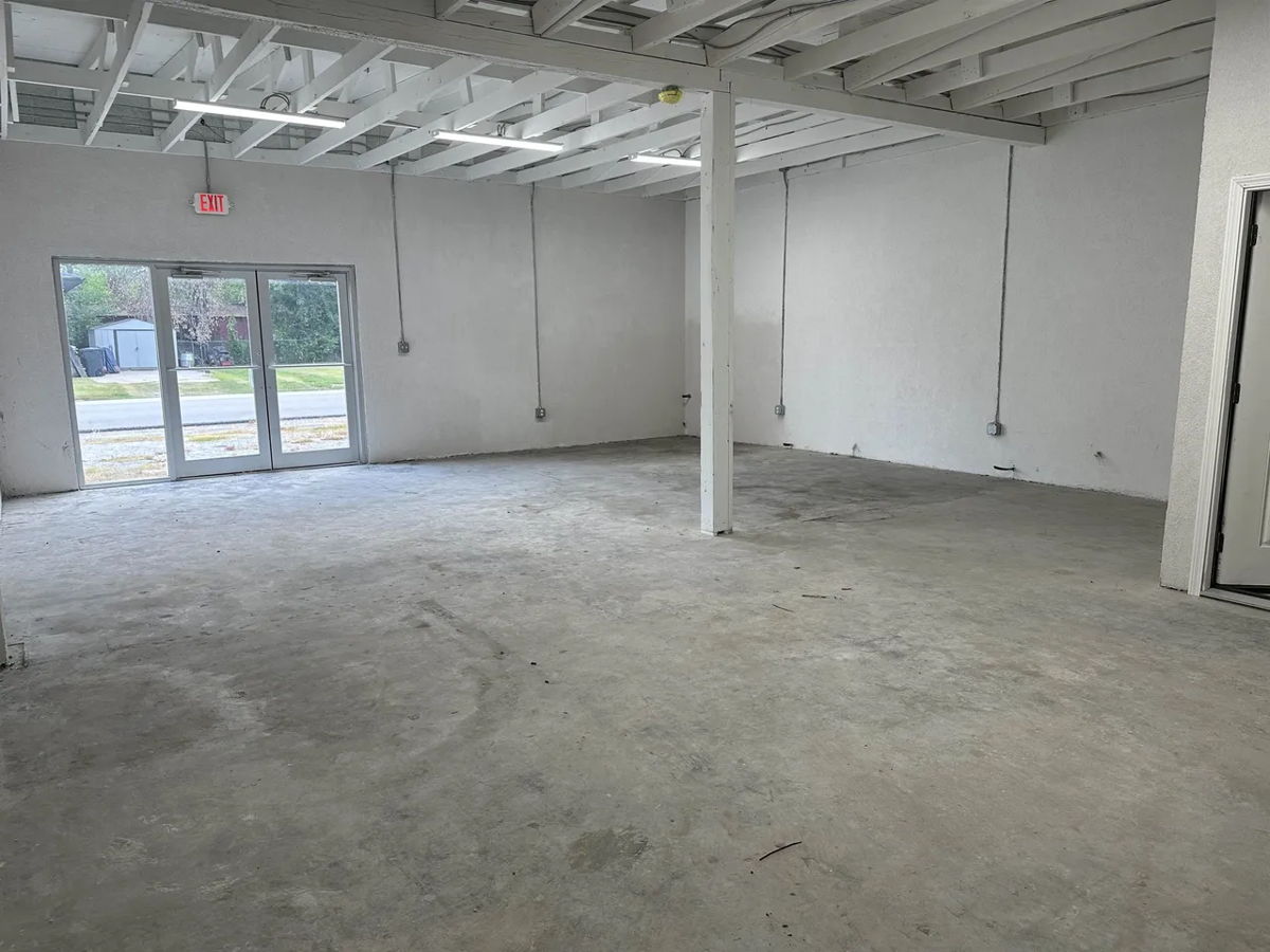 Port Neches Office / Residential Space for Sale photo 7
